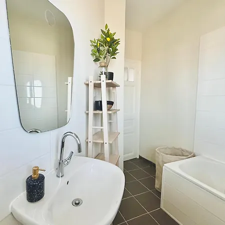 Vue Sur - App Cosy A 公寓 奥尔特